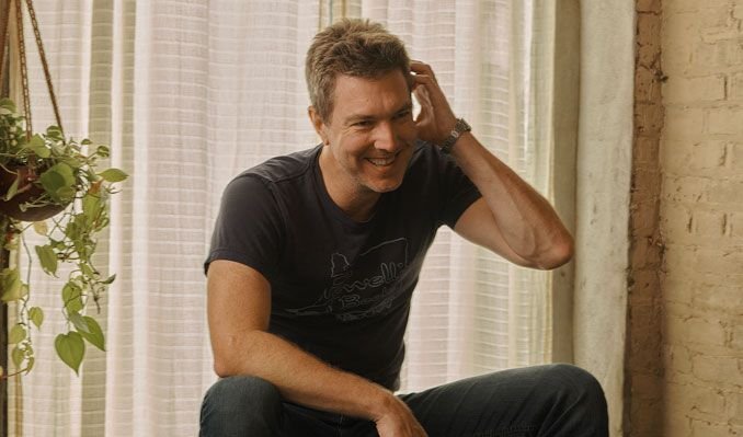 Image Source: https://images.discovery-prod.axs.com/2025/02/hamilton-leithauser-tickets_05-20-25_17_67a532d2e072a.jpg
